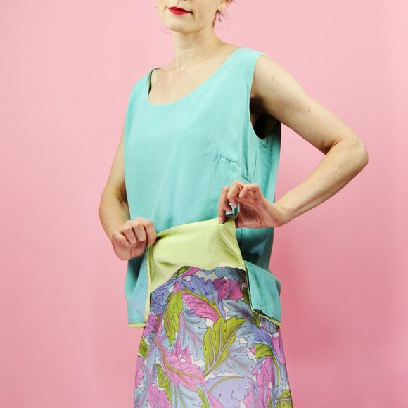 Vintage Silk Reversible Green and Blue Sleeveless Top 90s Y2k - Picture 4 of 17